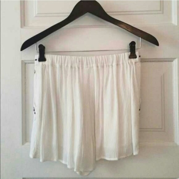 kendall & kylie shorts - Picture 2 of 4